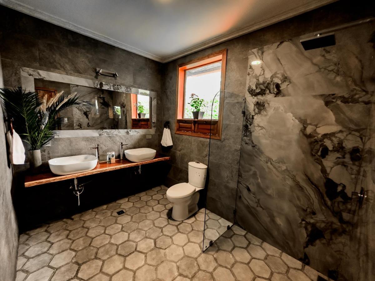 Canal Grande Lodge Piedades エクステリア 写真