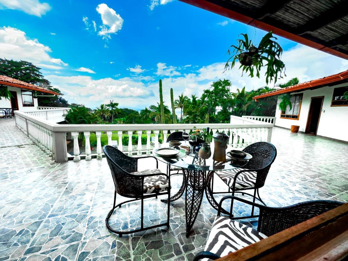 Canal Grande Lodge Piedades エクステリア 写真